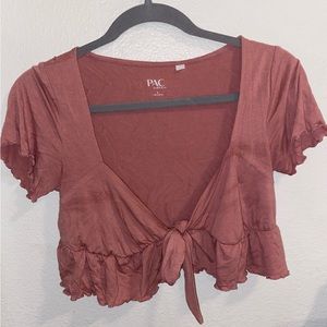 Pacsun cropped pink tied shirt. size S